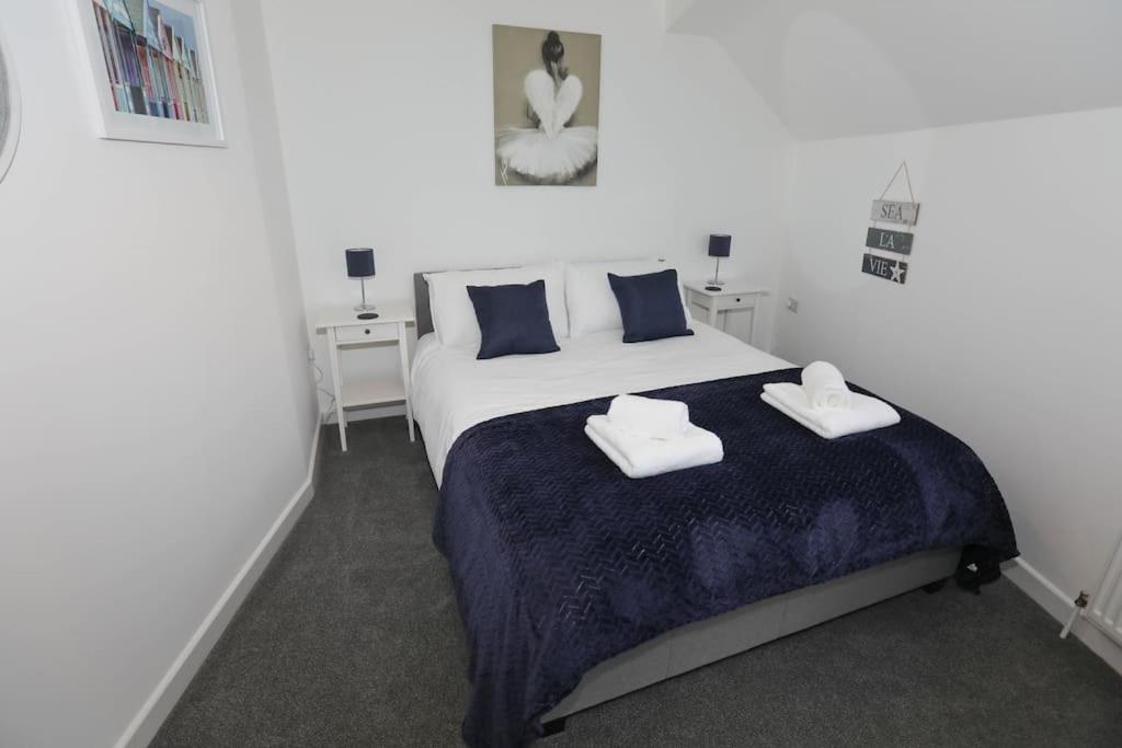 Exmouth - Apartment 1, Strand House - Modern 2 Bedroom Apartment, Perfect Location For Access To Beach & Town Centre - Sleeps 4 Guests - No Parking - Hosted By Rentmyhouse Exterior foto